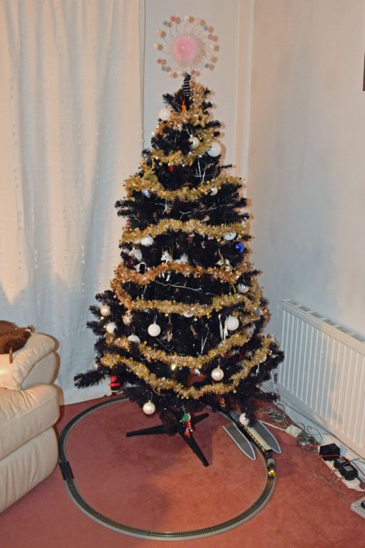 christmastree2.jpg
