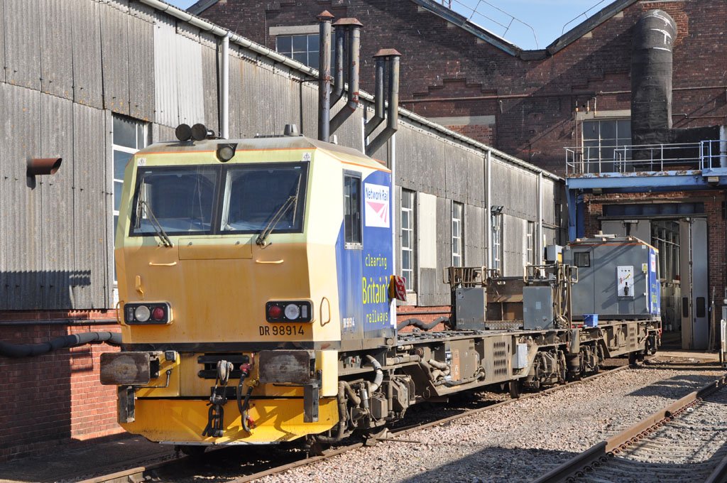 dr98914eastleighworks5thseptember2013.jpg
