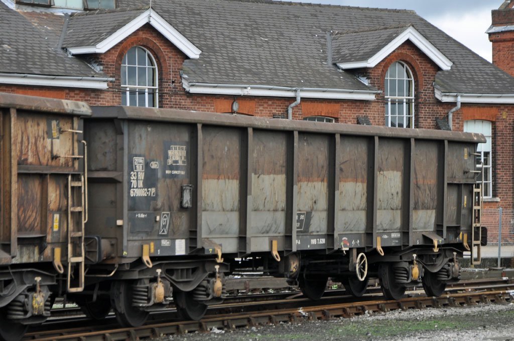 jra67900627eastleighworks4thoctober2013.jpg