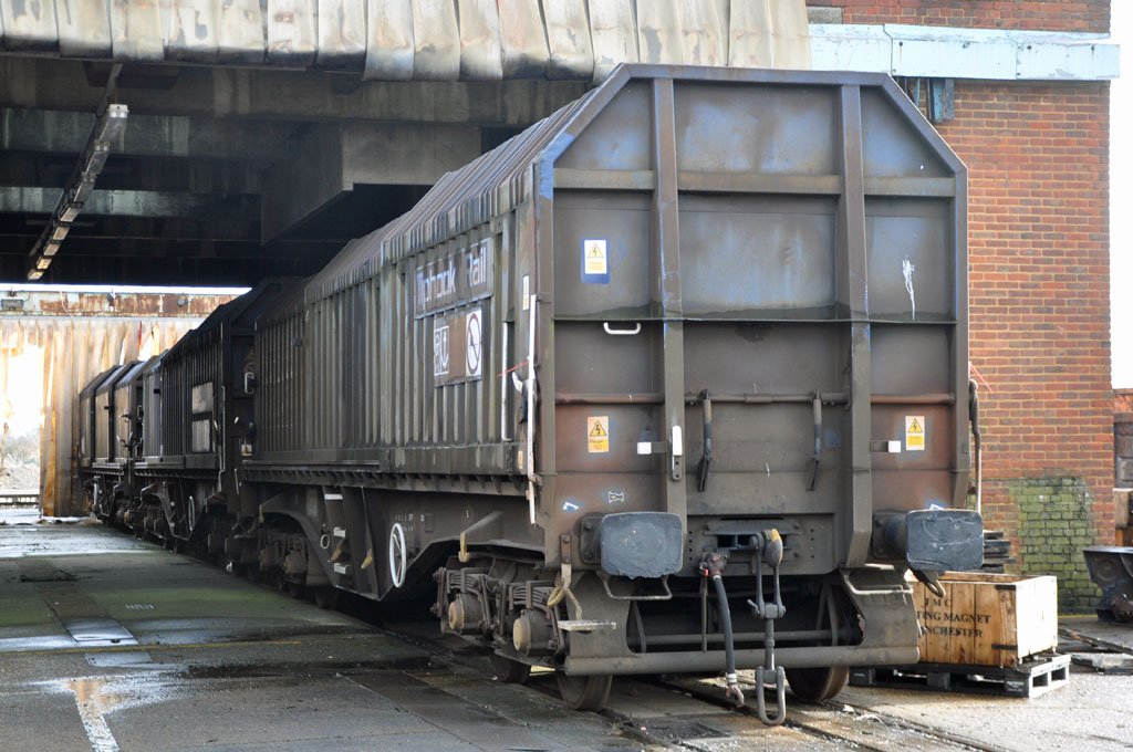 kib08990810eastleighworks4thfebruary2014.jpg