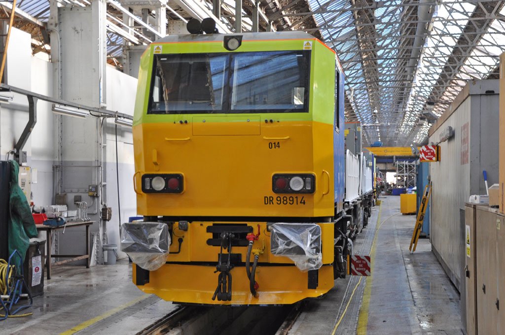 dr98914eastleighworks17thfebruary2015.jpg