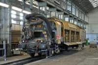 railvac95150014eastleighworks14thoctober2015_small.jpg