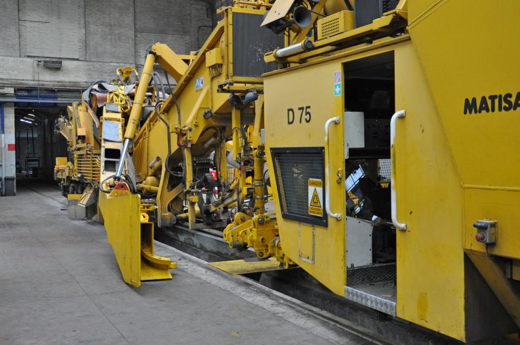 dr76750eastleighworks15thoctober2015.jpg