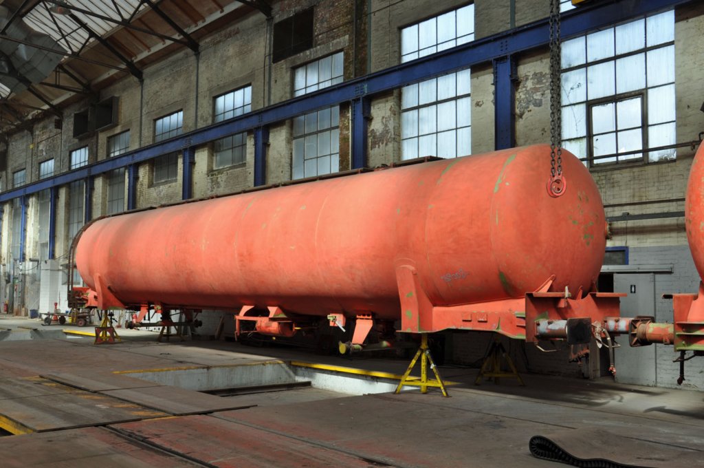 tea89002eastleighworks4thapril2016.jpg
