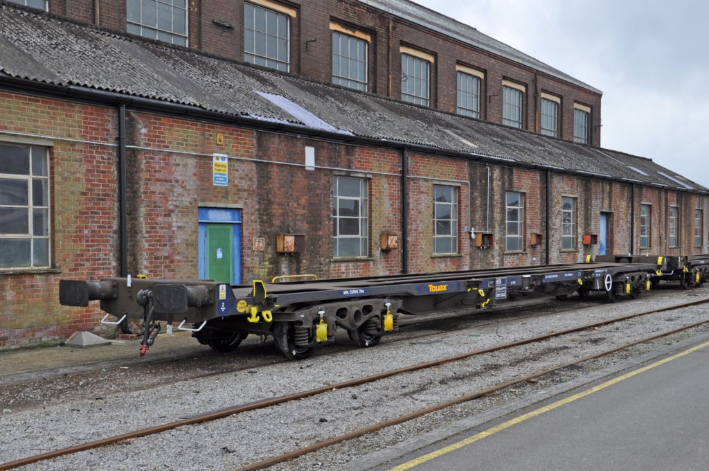 kfa93442eastleighworks25thapril2016.jpg