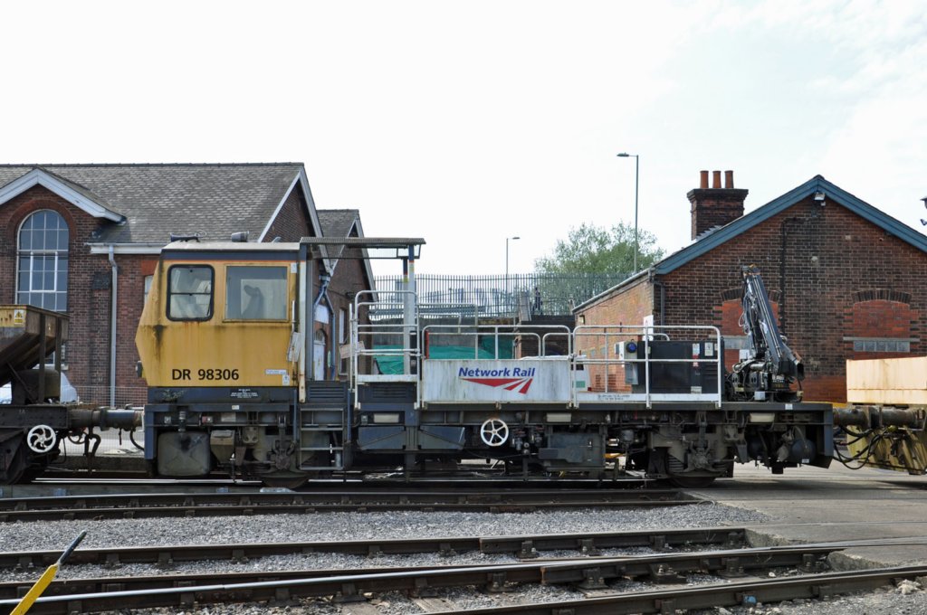 dr98306eastleighworks13thmay2016.jpg