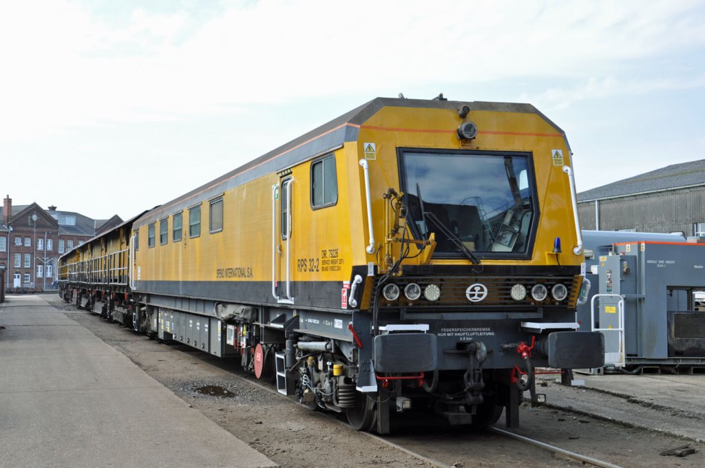 spenorailgrinderdr79226221eastleighworks13thmay2016.jpg