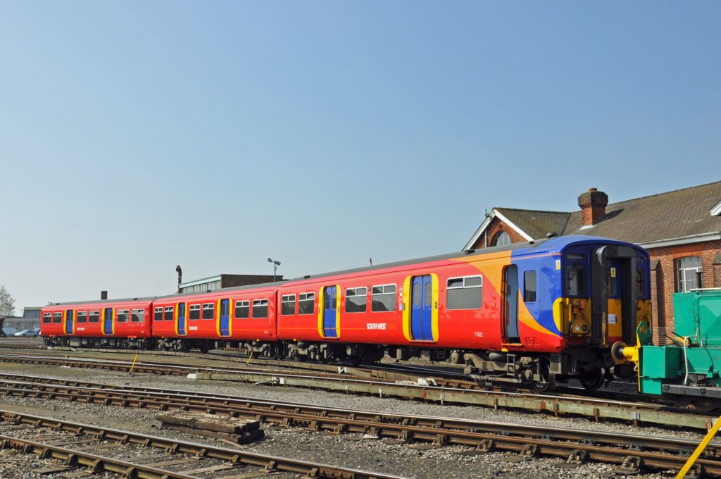 class455s7782271725and628305905eastleighworks7thapril2017.jpg