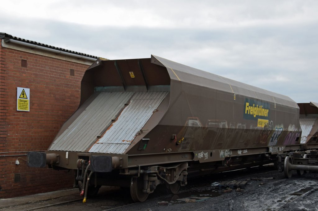 hha370123eastleighworks22ndaugust2018.jpg