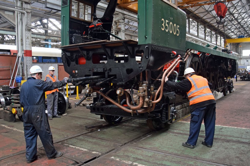 br35005eastleighworks5thjune201914.jpg