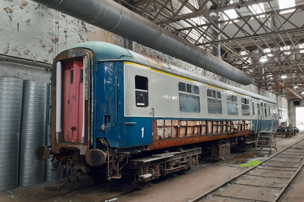 mk2bfk14123eastleighworks27thseptember2023.jpg