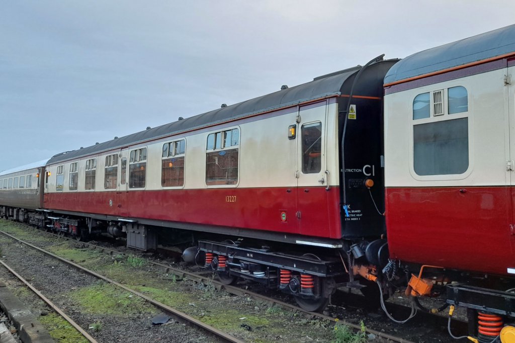 mk1fk13227eastleighworks12thdecember2023.jpg