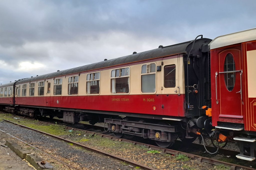 mk1fo3045eastleighworks21stdecember2023.jpg